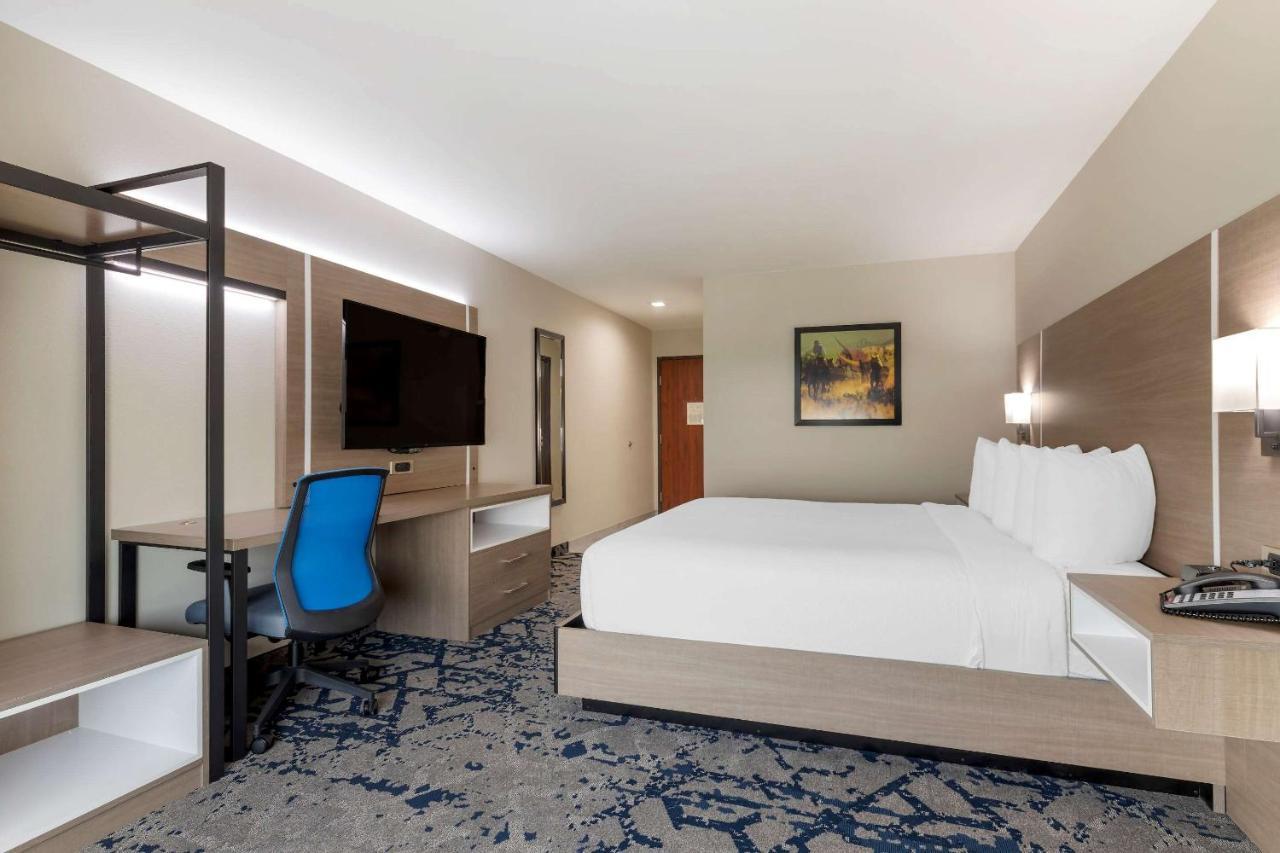 Comfort Inn & Suites 머스코지 외부 사진