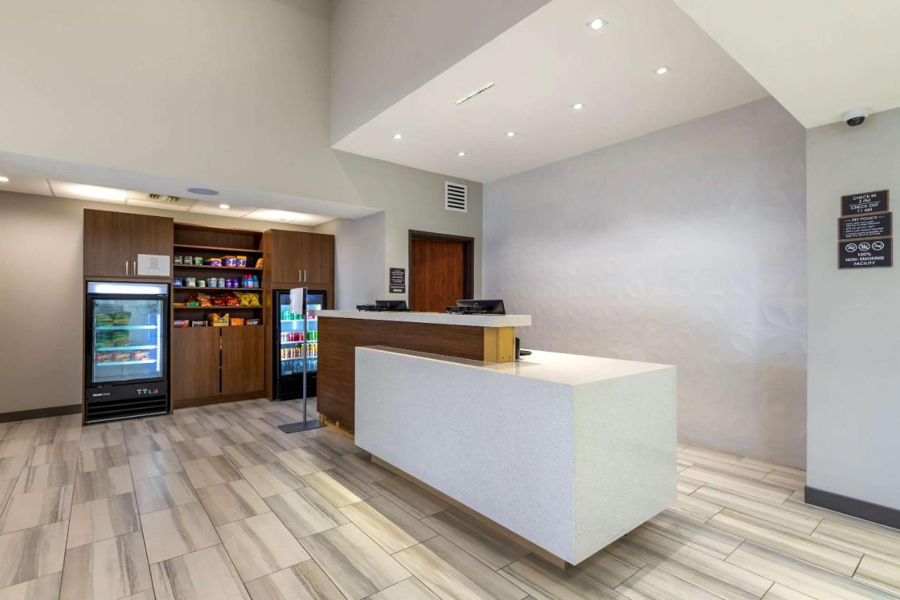 Comfort Inn & Suites 머스코지 외부 사진