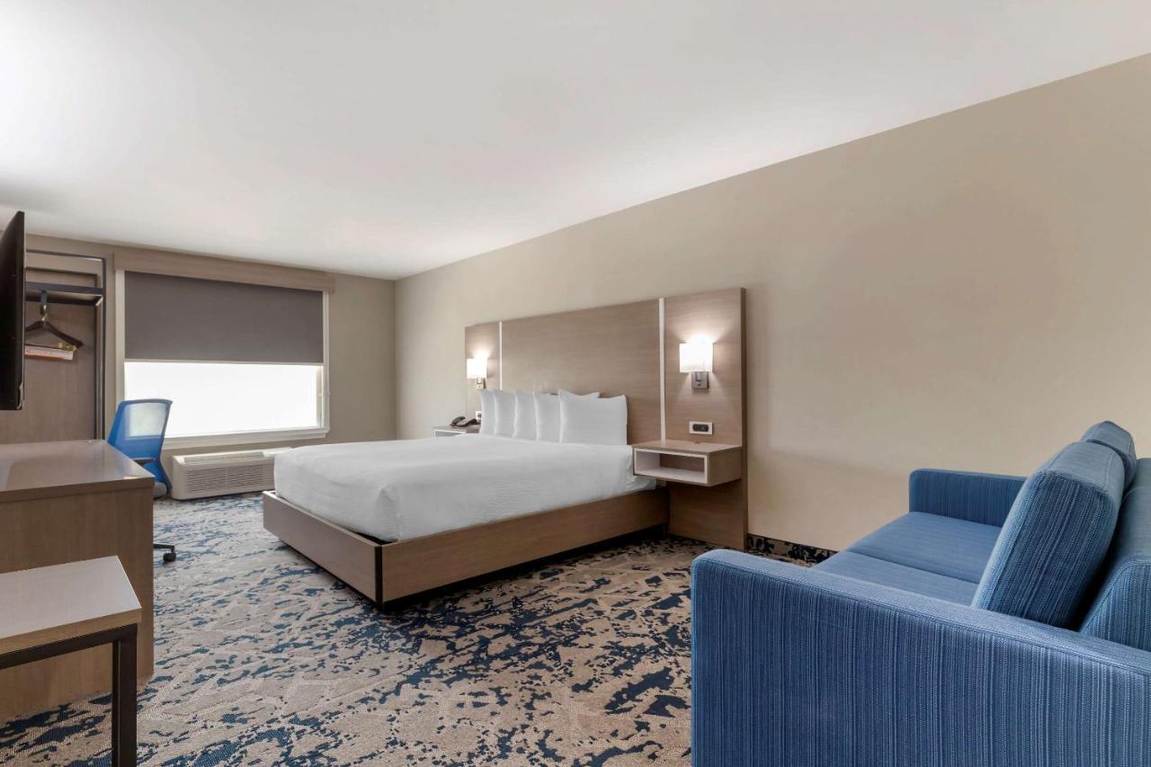 Comfort Inn & Suites 머스코지 외부 사진