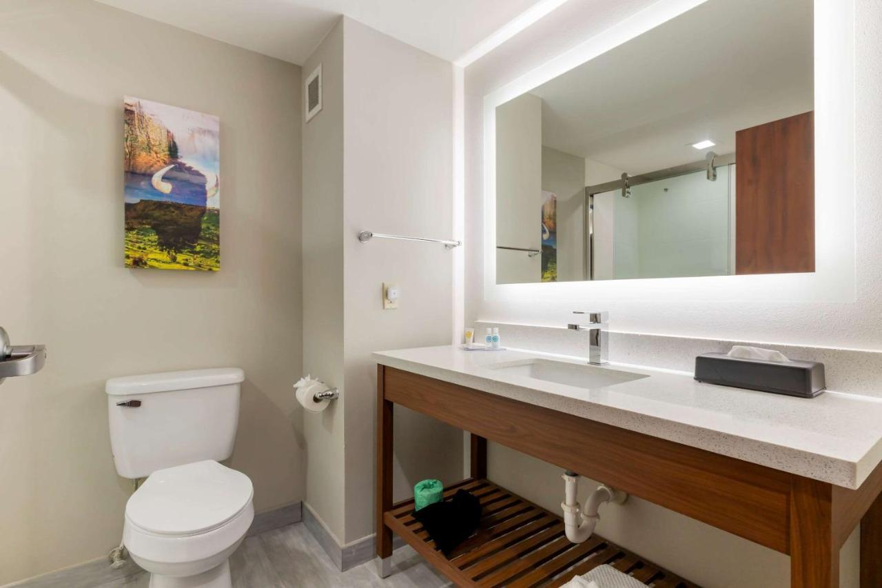 Comfort Inn & Suites 머스코지 외부 사진